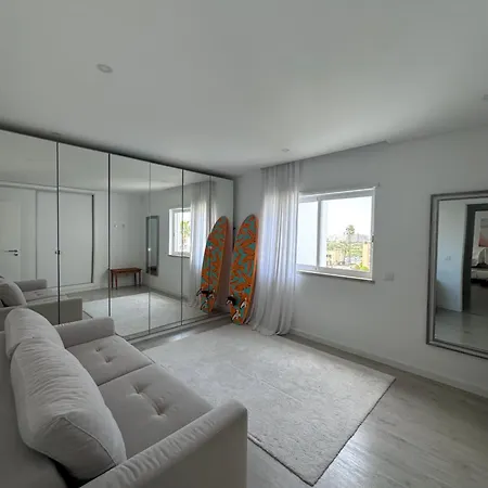 Sun Retreat Apartment *